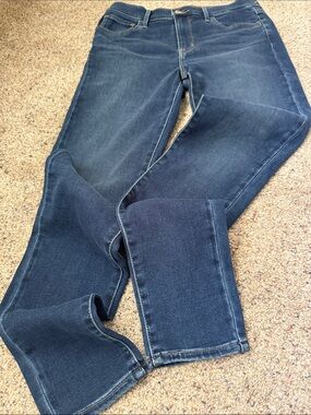 Levi's Women's Dark Blue Skinny Jeans